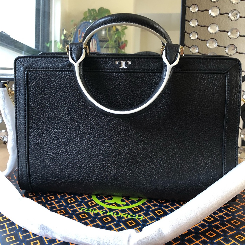 NWT tory burch pebbled leather crossbody bag
